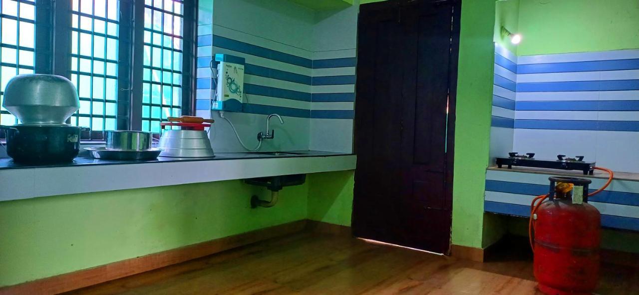 Empire Homestay Kalpetta Kültér fotó